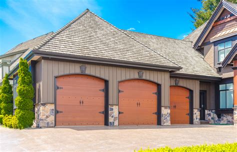 How a Madic Garage Door Can Improve the Safety of Your Massillon, Ohio Home